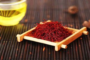 آموزش خشک کردن زعفران؛ روش‌های سنتی vs دستگاه خشک کن صنعتی